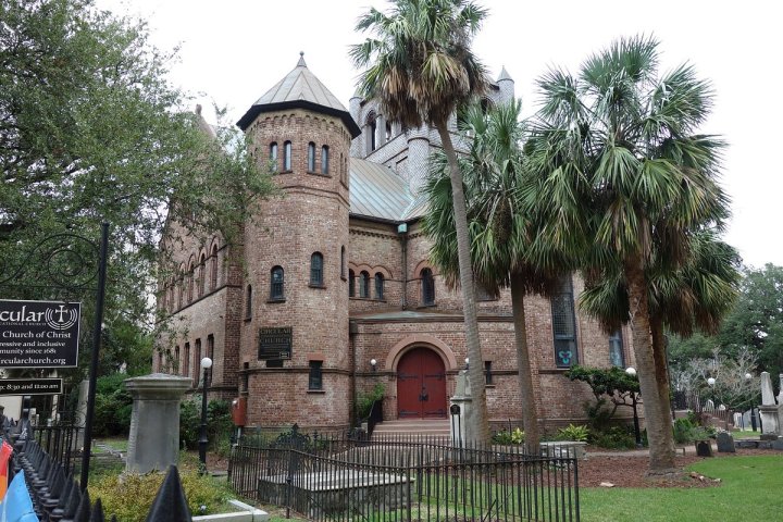 Hogwarts like building in South Carolina