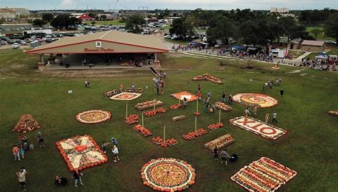 Stroll Through A Pumpkin Village With Over 10,000 Pumpkins At This Enchanting Fall Festival In Texas