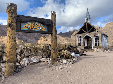 Few People Know One Of Nevada’s Most Popular Gold Mines Is Hiding A Dark And Terrifying Secret