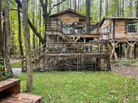 Sleep Underneath The Forest Canopy At This Epic Treehouse In Mississippi