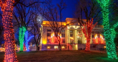 There Is An Entire Christmas Town In Arizona And It's Absolutely Delightful