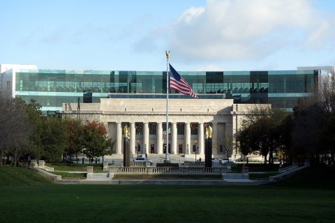 The Beautiful Indiana Library That Looks Like Something From A Book Lover's Dream