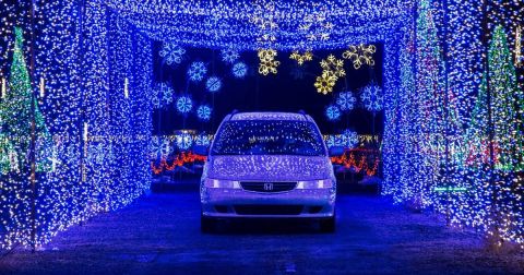 Take A Dreamy Ride Through The Largest Drive-Thru Light Show In Utah, Christmas In Color