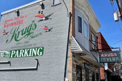 Krug's Tavern Has Been Serving The Best Burgers In New Jersey Since 1932