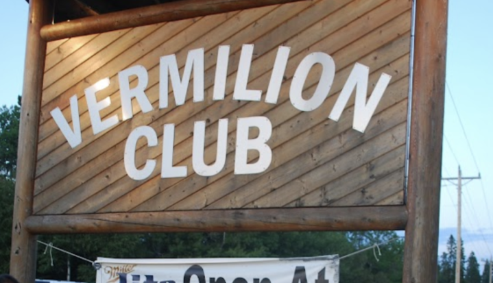 vermilion club has some of the biggest pizza in minnesota