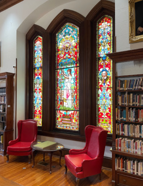 The Beautiful Georgia Library That Looks Like Something From A Book Lover's Dream