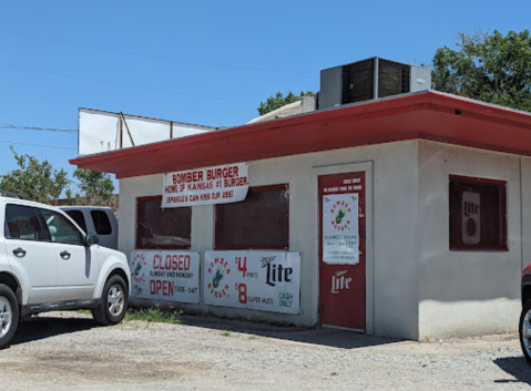 Bomber Burger Has Been Serving Some Of The Best Burgers In Kansas Since 1951