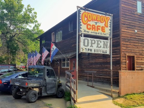 This Humble Little Restaurant In Small Town North Dakota Is So Old Fashioned, It Doesn't Even Have A Website