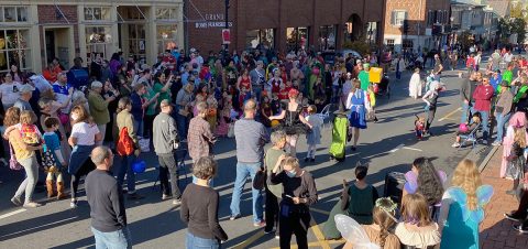 This Is The Absolute Best Town In Virginia To Visit During The Halloween Season