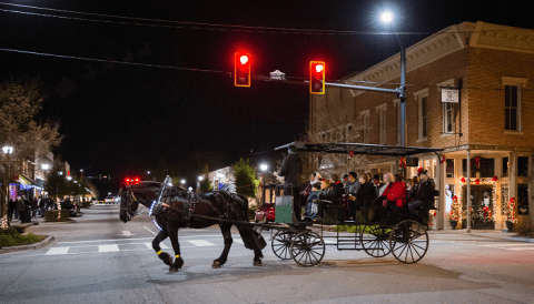 The Christmas “Inn” Our Town Festival In South Carolina That's Straight Out Of A Hallmark Christmas Movie