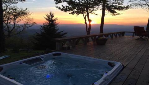 Soak In A Hot Tub Surrounded By Natural Beauty At These 9 Cabins In North Carolina