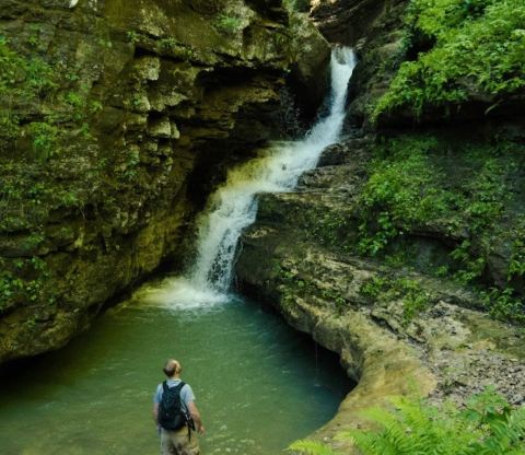 Few People Know One Of Arkansas' Most Popular National Park Is Hiding A Dark And Terrifying Secret