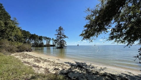 This World Record-Breaking Lake Is Here In South Carolina And It’s An Unforgettable Adventure