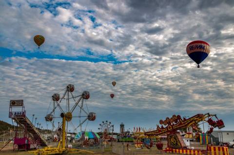 Visiting Oklahoma's Upcoming Balloon Festival In Poteau Is A Great Fall Activity