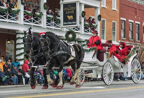 This Ohio Christmas Town Is Straight Out Of A Norman Rockwell Painting