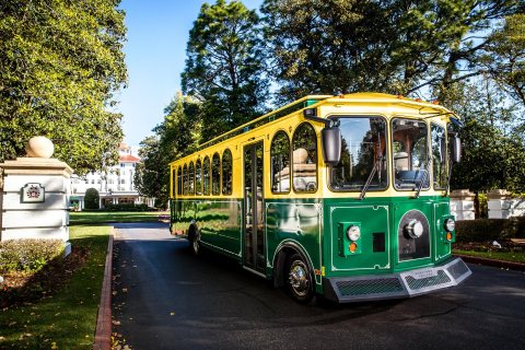 Exploring Downtown Kent, Ohio, On An Old-Fashioned Trolley Is Pretty Much The Most Charming Day Trip Ever