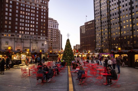 There Is An Entire Christmas Village In Pennsylvania And It's Absolutely Delightful