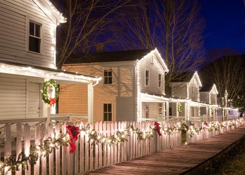 This Tiny West Virginia Town Is The Grandest Winter Wonderland You’ll Ever Visit