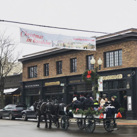 The Charming Small Town In Minnesota Where You Can Still Experience An Old-Fashioned Christmas