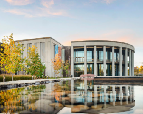 After A Trip To The Tennessee State Museum, Get Outside And Explore The Bicentennial Capitol Mall State Park