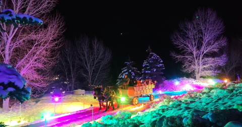 Not Everyone Knows That Jordanelle State Park In Utah Puts On A Dazzling Holiday Light Display