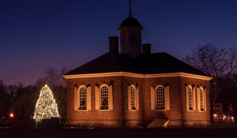 Ogle Colonial Homes Decked To The Nines On This Holiday Home Tour In Virginia