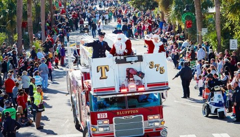 This South Carolina Christmas Town Is Straight Out Of A Norman Rockwell Painting