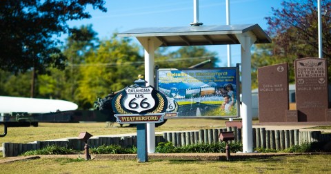 Route 66 Practically Runs Through All Of Oklahoma And It's A Beautiful Drive