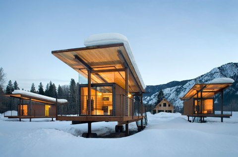 You'll Find A Luxury Glampground At Rolling Huts In Washington, It's Ideal For Winter Snuggles And Relaxation