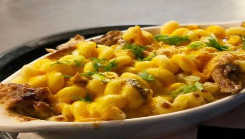 The Most Magnificent Macaroni And Cheese Is Hiding In Holly Springs, North Carolina