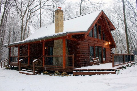 Watching Snow Fall From The Jacuzzi At This Airbnb In Indiana Is Basically Heaven