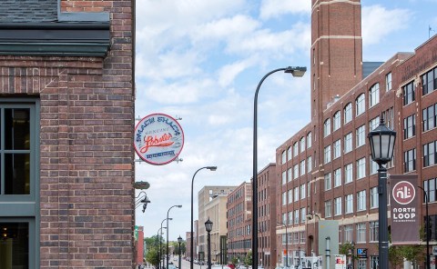 The Lobster Roll From Smack Shack In Minnesota Has A Cult Following, And There's A Reason Why