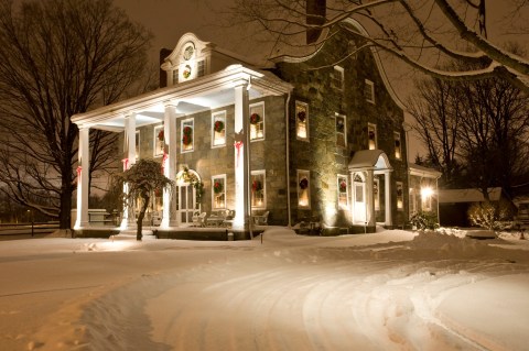 Ogle An Historic Homestead Decked To The Nines On This Holiday Home Tour In Rhode Island