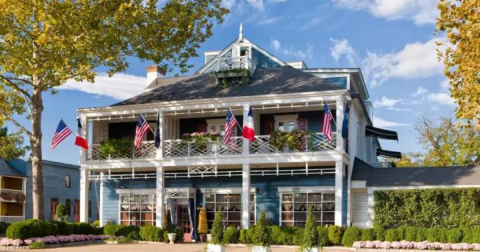 One Of The Best Hotels In The Entire World Is In Virginia And You'll Never Forget Your Stay