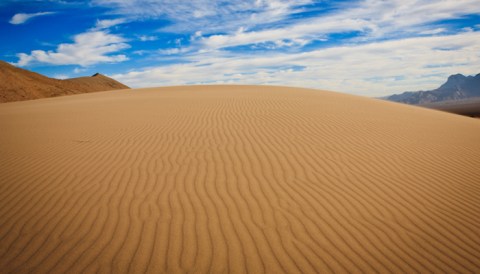 The Southern California Kelso Dunes Are The Coolest Thing You'll Ever See For Free