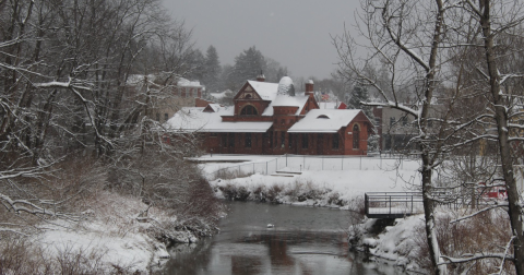 A Winter Getaway To Maryland's Snowiest Town Is Nothing Short Of Magical