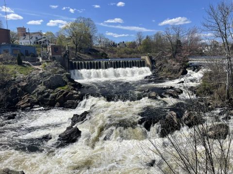 Visit These 12 Incredible Charming Small Towns In Connecticut, One For Each Month Of The Year