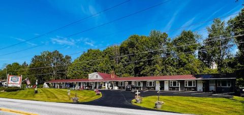 This Renovated 1960s Motel Is The Perfect Spot For A Winter Getaway In Vermont