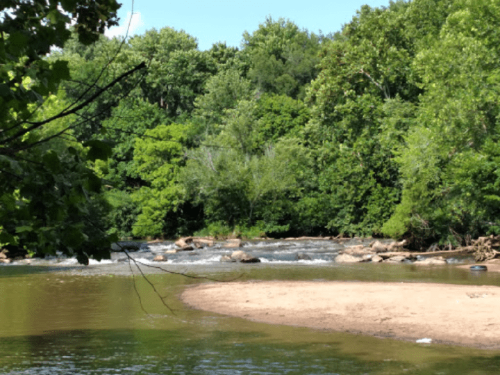 Tumbling Shoals: Kayak Park in South Carolina