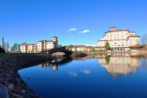 With 7 Incredible Restaurants, This Colorado Resort Is Paradise For Foodies