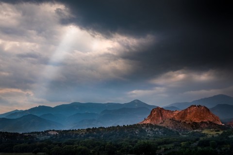 Don't Put Away That Coat, As Spring 2023 In Colorado Is Predicted To Be Cold And Wet