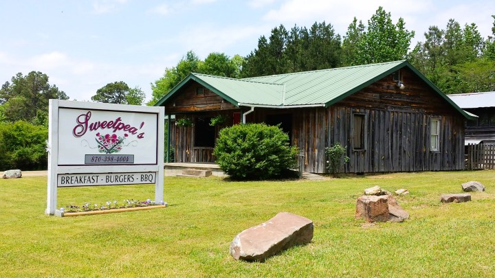 Sweetpea's Smokehouse in Kirby, AR