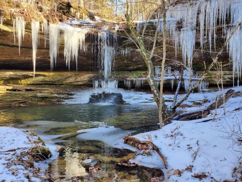 The Natural Area In Missouri That Transforms Into An Ice Palace In The Winter