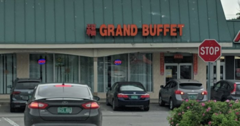 The Incredible Buffet In Vermont With Almost As Many Desserts As Main Dishes 