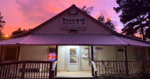 The Incredible Buffet In Louisiana With Almost As Many Desserts As Main Dishes