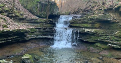 The Marvelous 2.3-Mile Trail In Alabama That Leads Adventurers To A Little-Known Waterfall