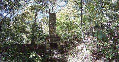 The Creepiest Hike In Missouri Takes You Through The Ruins Of An Abandoned Town