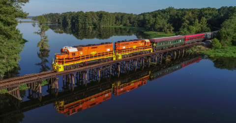 The Scenic Train Ride In Georgia That Runs Year-Round