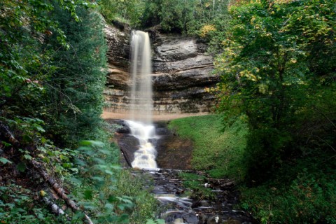 Easy Hiking Trails Michigan