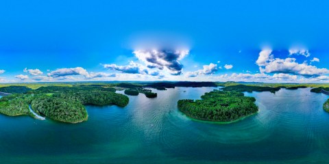 Summersville Lake In West Virginia Has Clear Waters That Rival The Caribbean